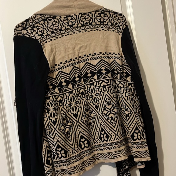 Lucky Brand open asymmetrical cardigan,M black & tan, geometric boho aztec - Picture 6 of 6